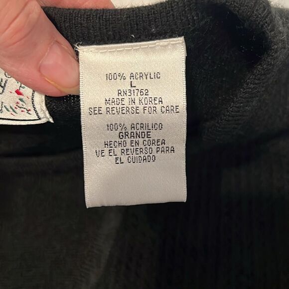 Sarah Bentley size large black knit cardigan with attached matching shell EUC - Picture 5 of 11